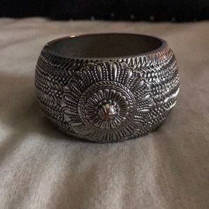Indian clasp bangle